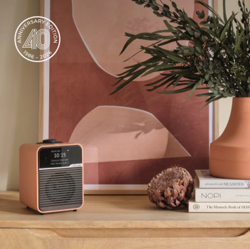 Preview: Ruark Audio R1S - Terracotta