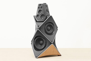 BeoLab 90