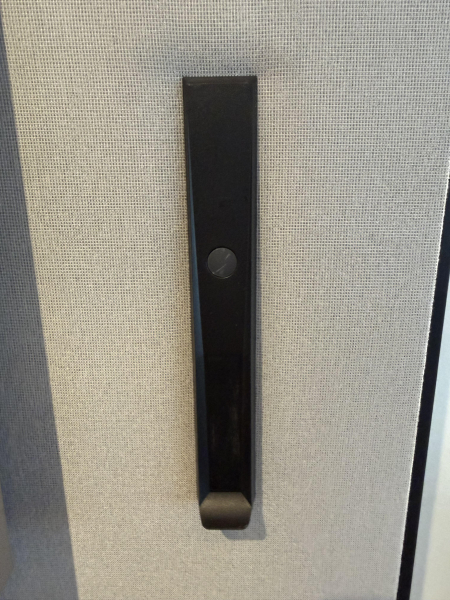 BeoRemote One Magnet-Wandhalterung